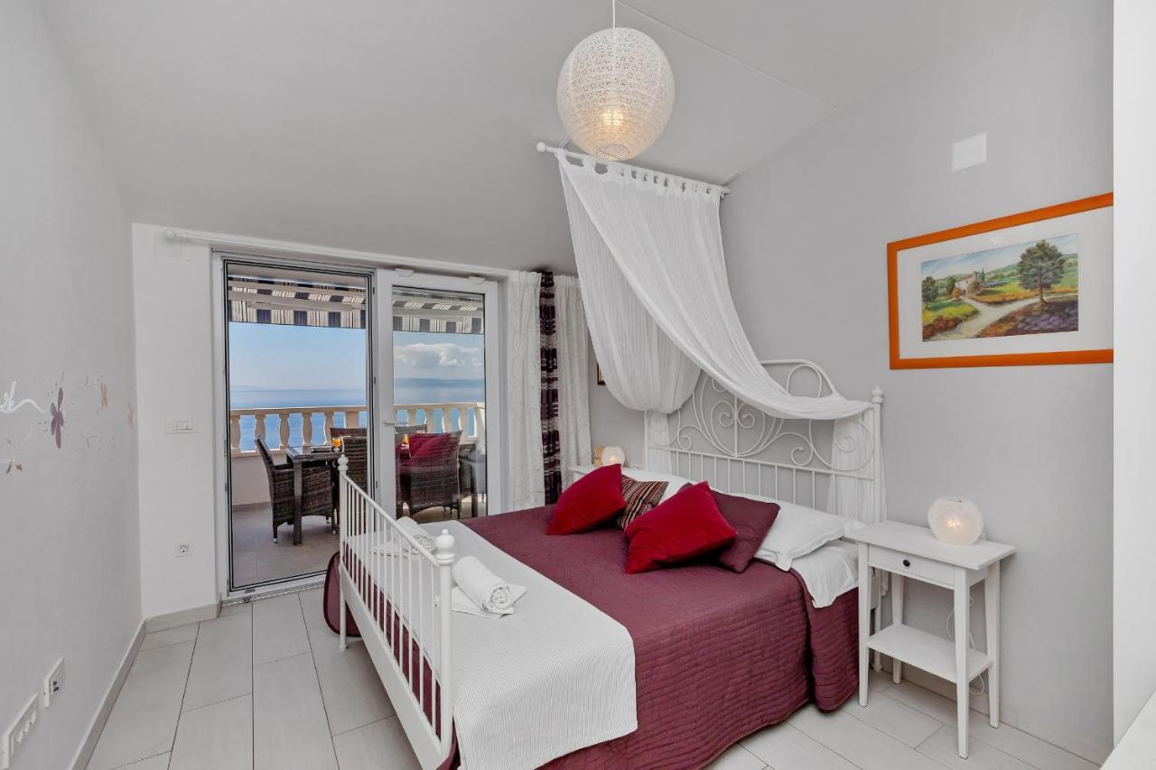 Apartments Villa Joy Podgora Bagian luar foto