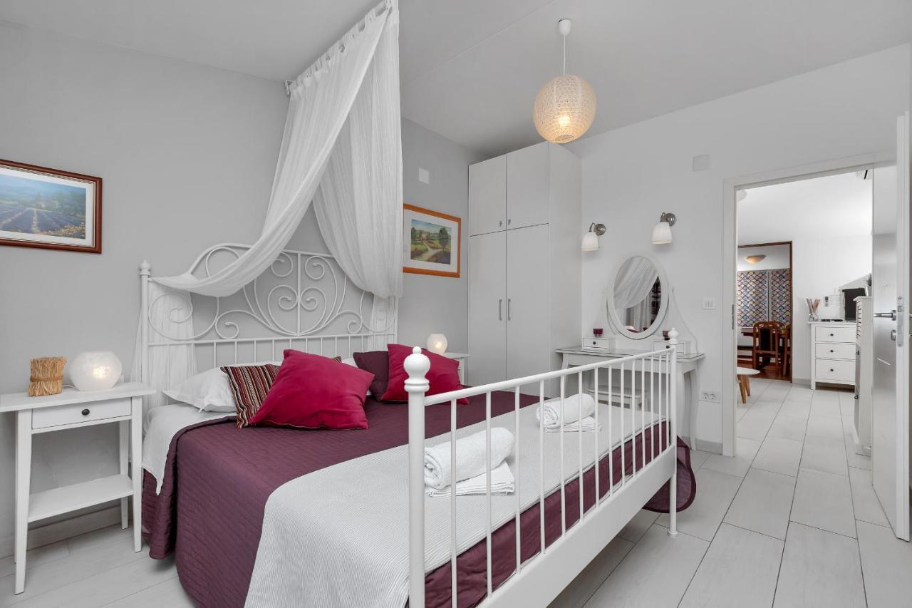 Apartments Villa Joy Podgora Bagian luar foto