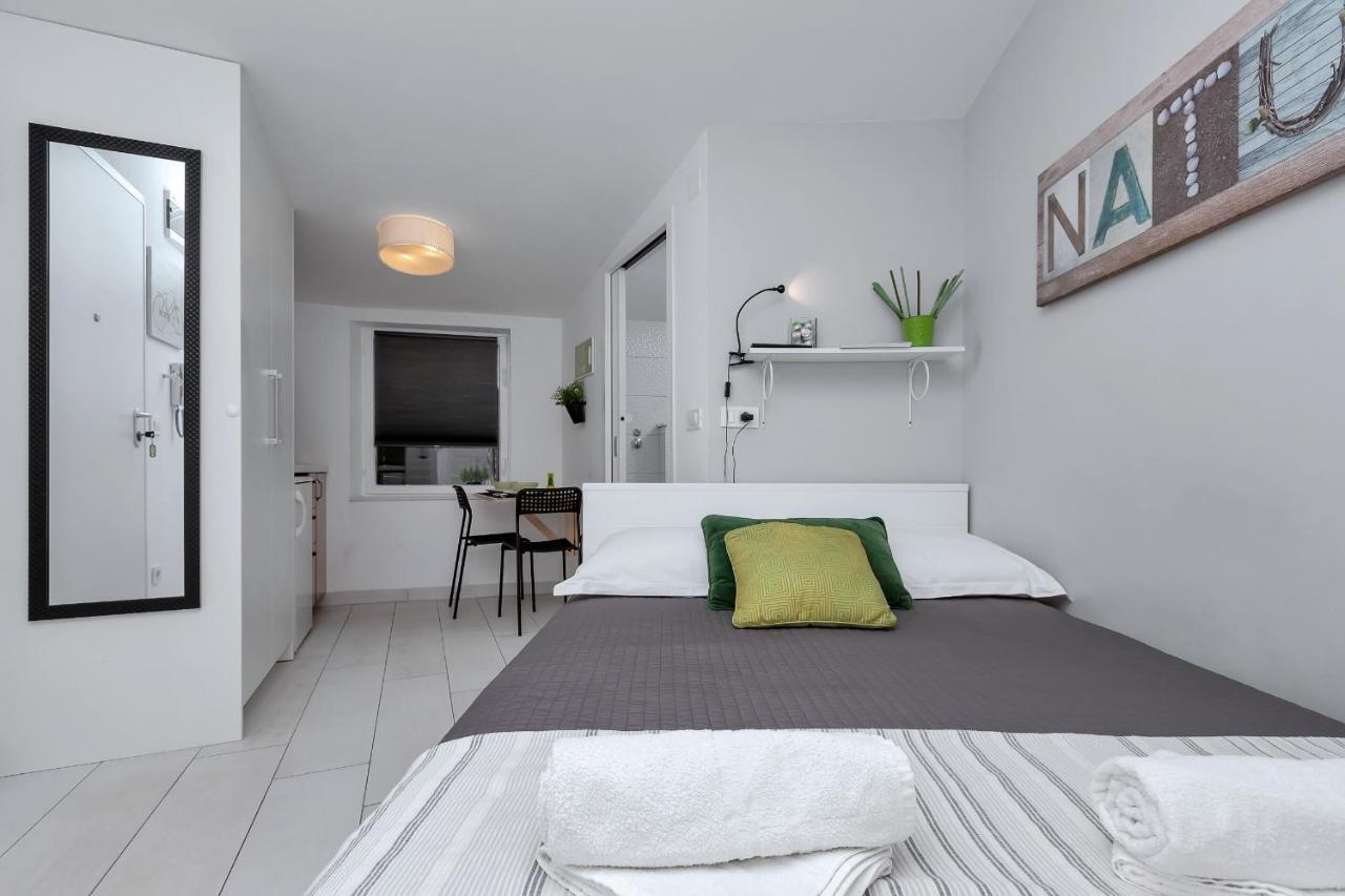 Apartments Villa Joy Podgora Bagian luar foto