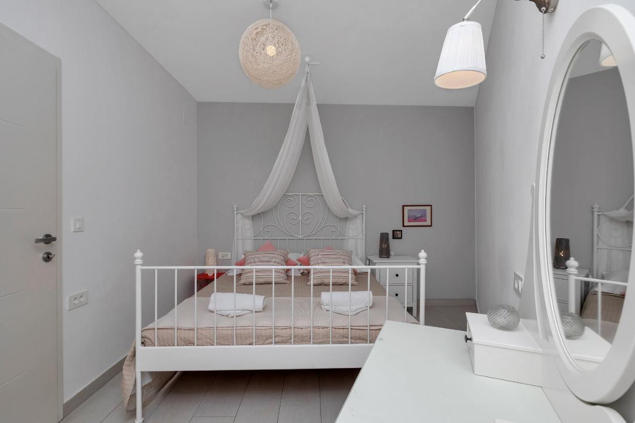 Apartments Villa Joy Podgora Bagian luar foto